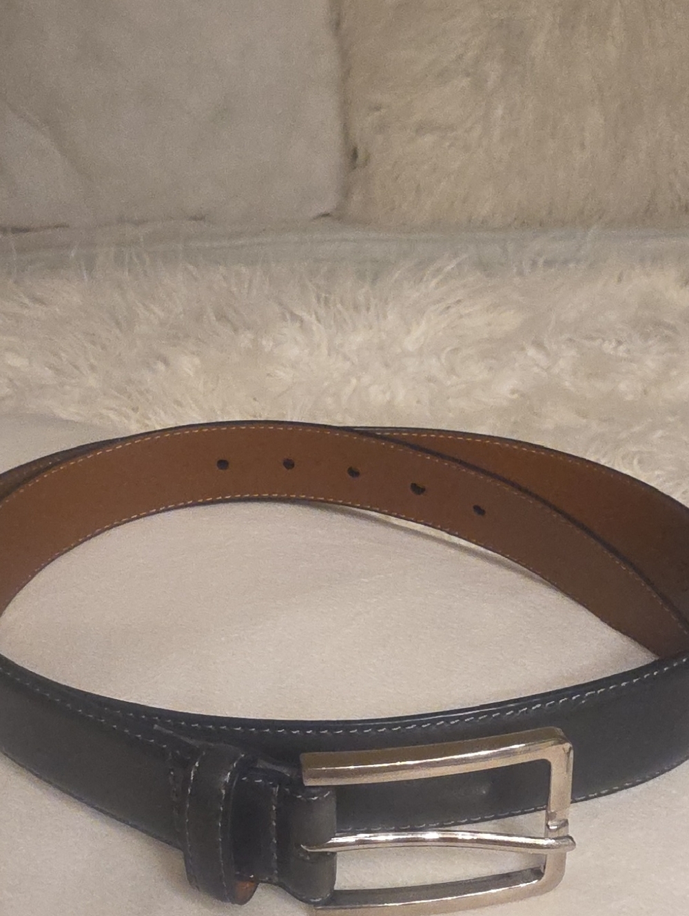 English Laundry Black Leather Belt with Brown Interior and Silver Buckle Size 40